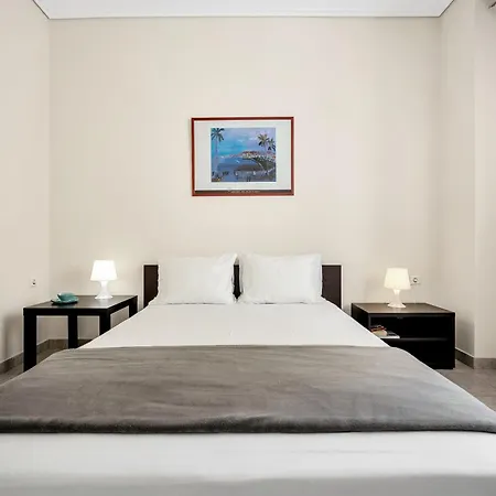 Fabulous Central Apartment Close To The Sea! Chalkida Exterior photo